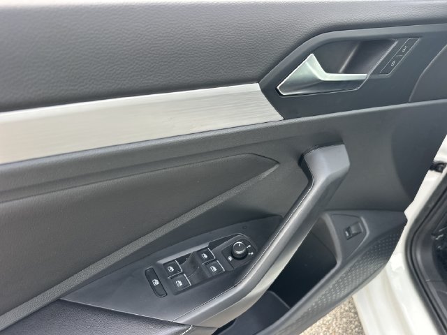 Used 2026 Volkswagen Jetta S FWD image 15