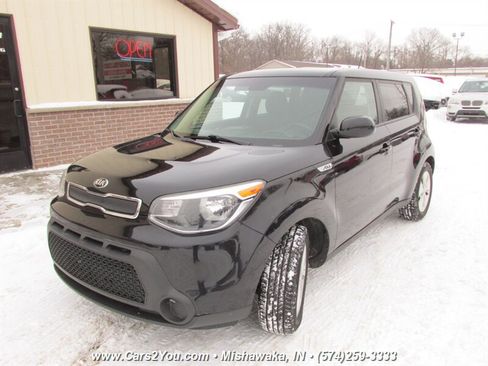 Used 2016 Kia Soul w/ Convenience Package image 3