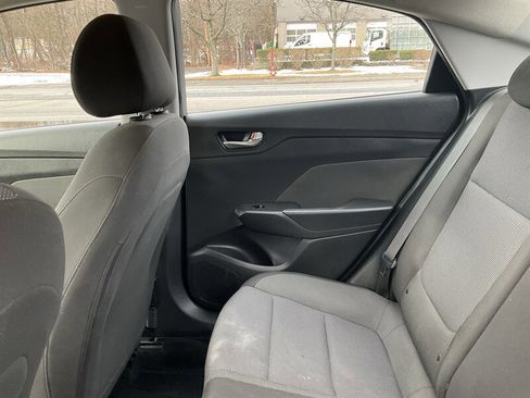 Used 2021 Hyundai Accent SE image 14