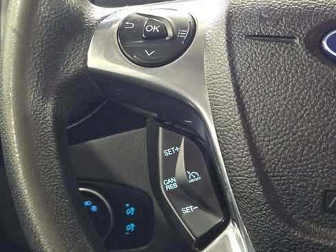 Used 2019 Ford Transit Connect XLT image 31