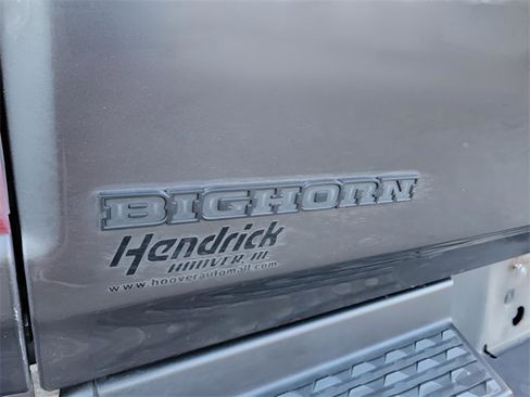 Used 2022 RAM 1500 Big Horn w/ Night Edition image 9