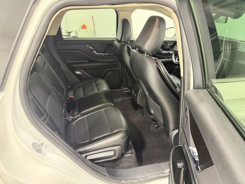 Used 2024 Lincoln Corsair AWD w/ Equipment Group 102A image 33