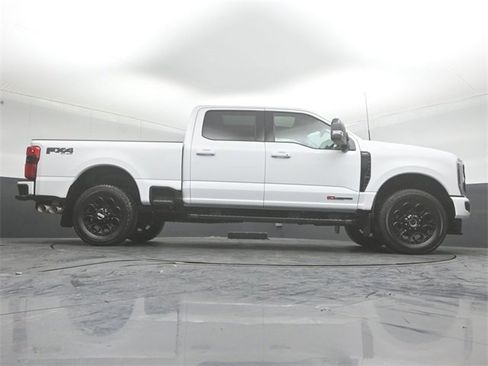 Used 2025 Ford F250 Lariat w/ Lariat Ultimate Package image 33