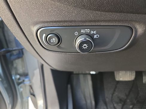 Certified 2024 Chevrolet Equinox LT image 11