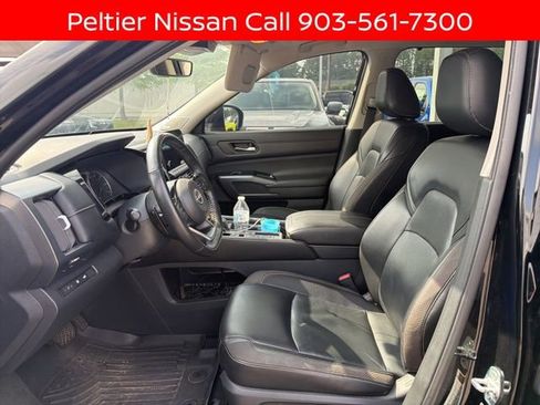 Certified 2023 Nissan Pathfinder SL w/ SL Premium Package FWD image 8