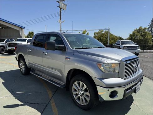 Used 2010 Toyota Tundra Limited AWD/4WD image 4