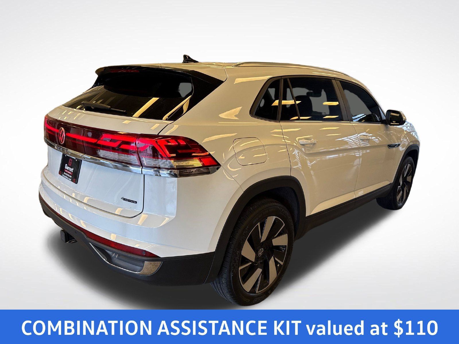 Certified 2024 Volkswagen Atlas Cross Sport SE AWD/4WD image 5