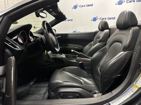 Used 2015 Audi R8 V8 w/ Full Leather Package AWD/4WD image 11