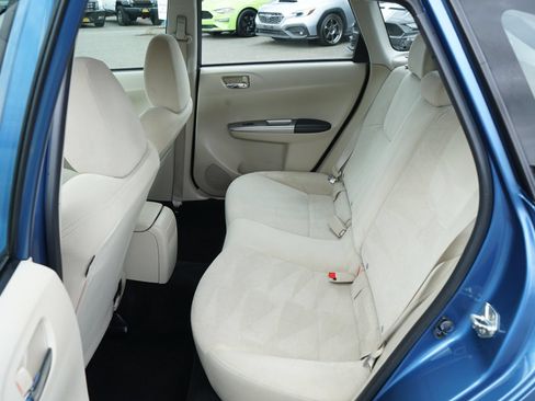 Used 2010 Subaru Impreza 2.5i Premium AWD/4WD image 13