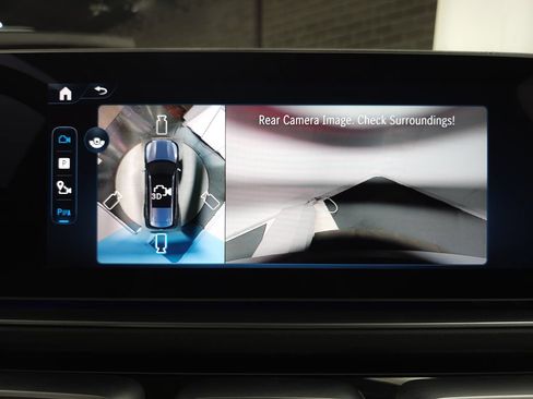 Certified 2025 Mercedes-Benz GLS 450 4MATIC image 18