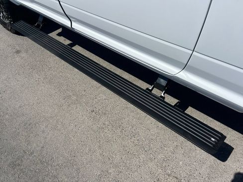 Certified 2025 RAM 3500 Longhorn AWD/4WD image 9