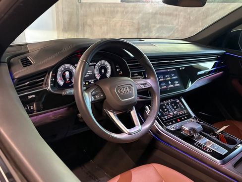 Used 2023 Audi Q8 Prestige w/ Prestige Package AWD/4WD image 4