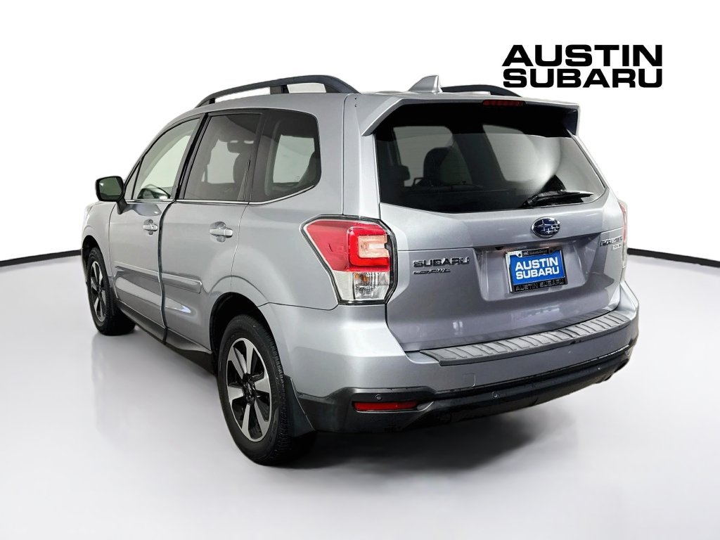 Used 2017 Subaru Forester 2.5i Limited AWD/4WD image 5