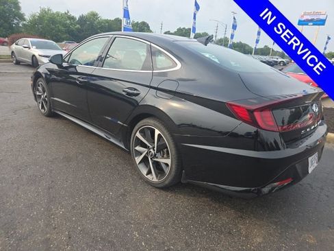 Used 2023 Hyundai Sonata SEL Plus w/ Preferred Accessory Package FWD image 6