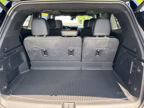 New 2026 GMC Acadia Denali Ultimate FWD image 14