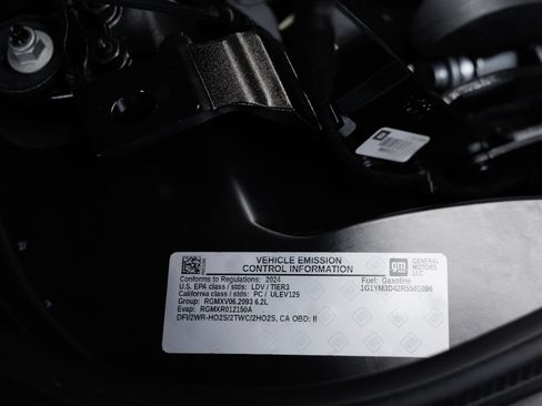 Used 2024 Chevrolet Corvette E-Ray AWD/4WD image 39