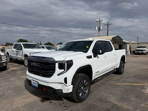 Used 2024 GMC Sierra 1500 AT4 AWD/4WD image 1