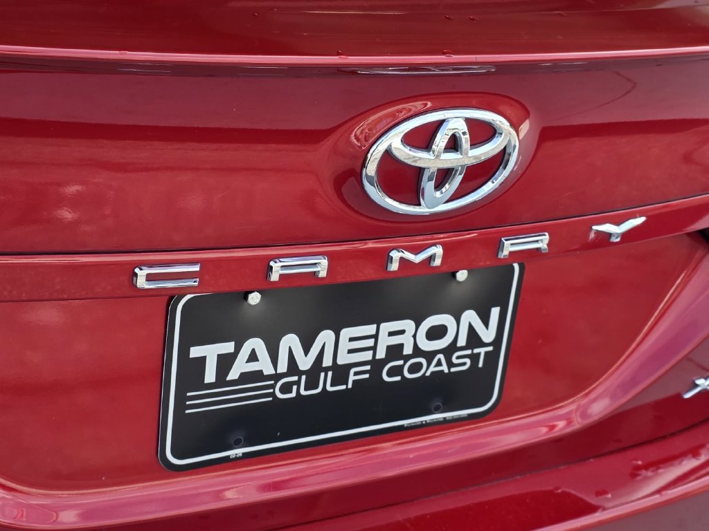 Used 2022 Toyota Camry XSE FWD image 27