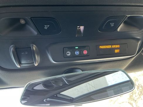 Used 2019 Chevrolet Camaro LT w/ RS Package image 16