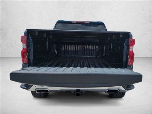 Used 2021 Chevrolet Silverado 1500 LT w/ Z71 Off-Road Package AWD/4WD image 6