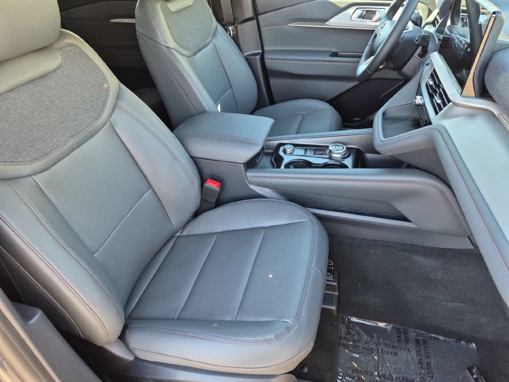 New 2027 Ford Explorer Active w/ Active Comfort Package AWD/4WD image 21