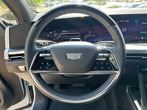 Used 2026 Cadillac Escalade IQL Luxury AWD/4WD image 20