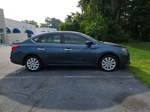 Used 2016 Nissan Sentra SV FWD image 6