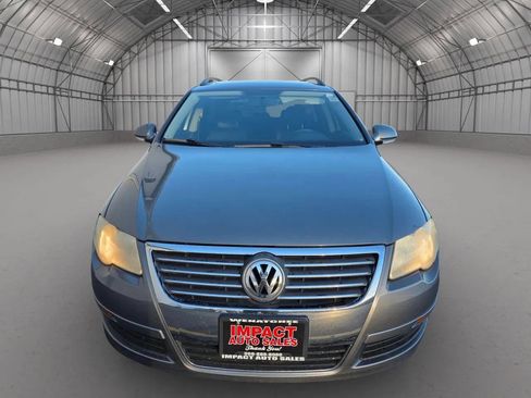 Used 2008 Volkswagen Passat Komfort image 2