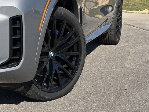 New 2026 BMW X5 sDrive40i w/ M Sport Package image 5