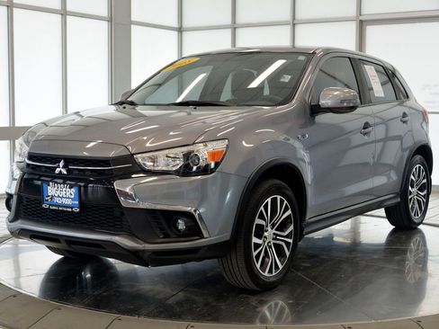 Used 2018 Mitsubishi Outlander Sport ES FWD image 4