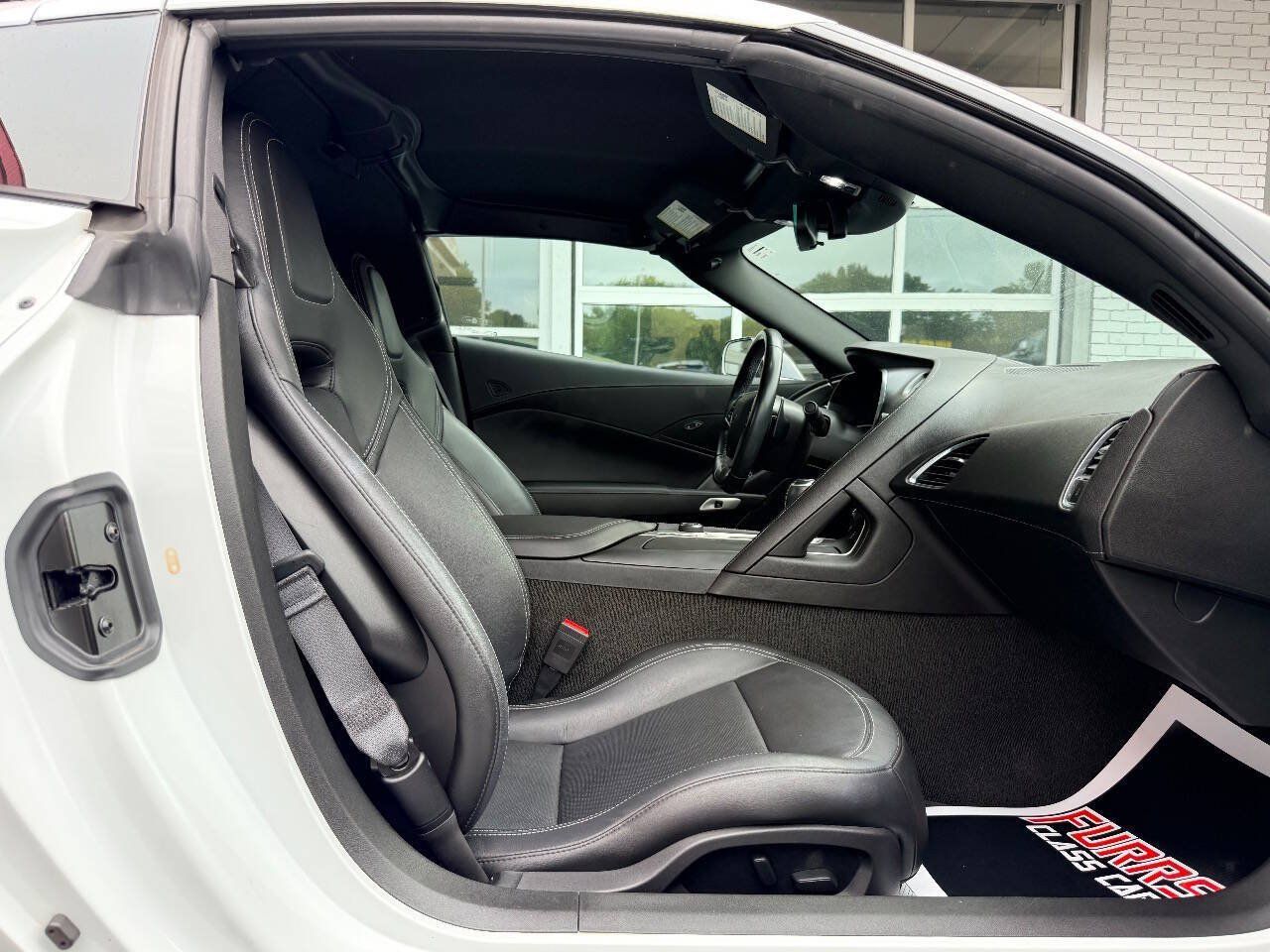 Used 2018 Chevrolet Corvette Stingray Coupe w/ Carbon Flash Badge Package RWD image 32