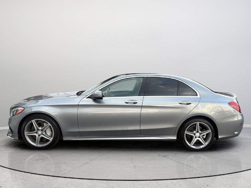 Used 2016 Mercedes-Benz C 300 4MATIC Sedan image 5