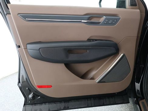 Used 2025 Kia EV9 GT-Line image 9