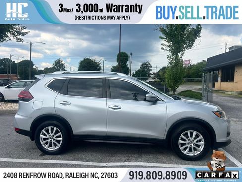 Used 2020 Nissan Rogue SV FWD image 6