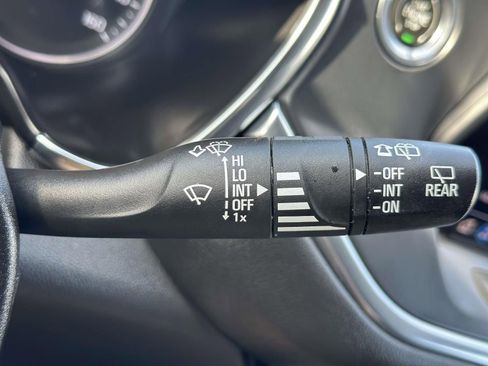 Certified 2019 Chevrolet Blazer LT FWD image 17