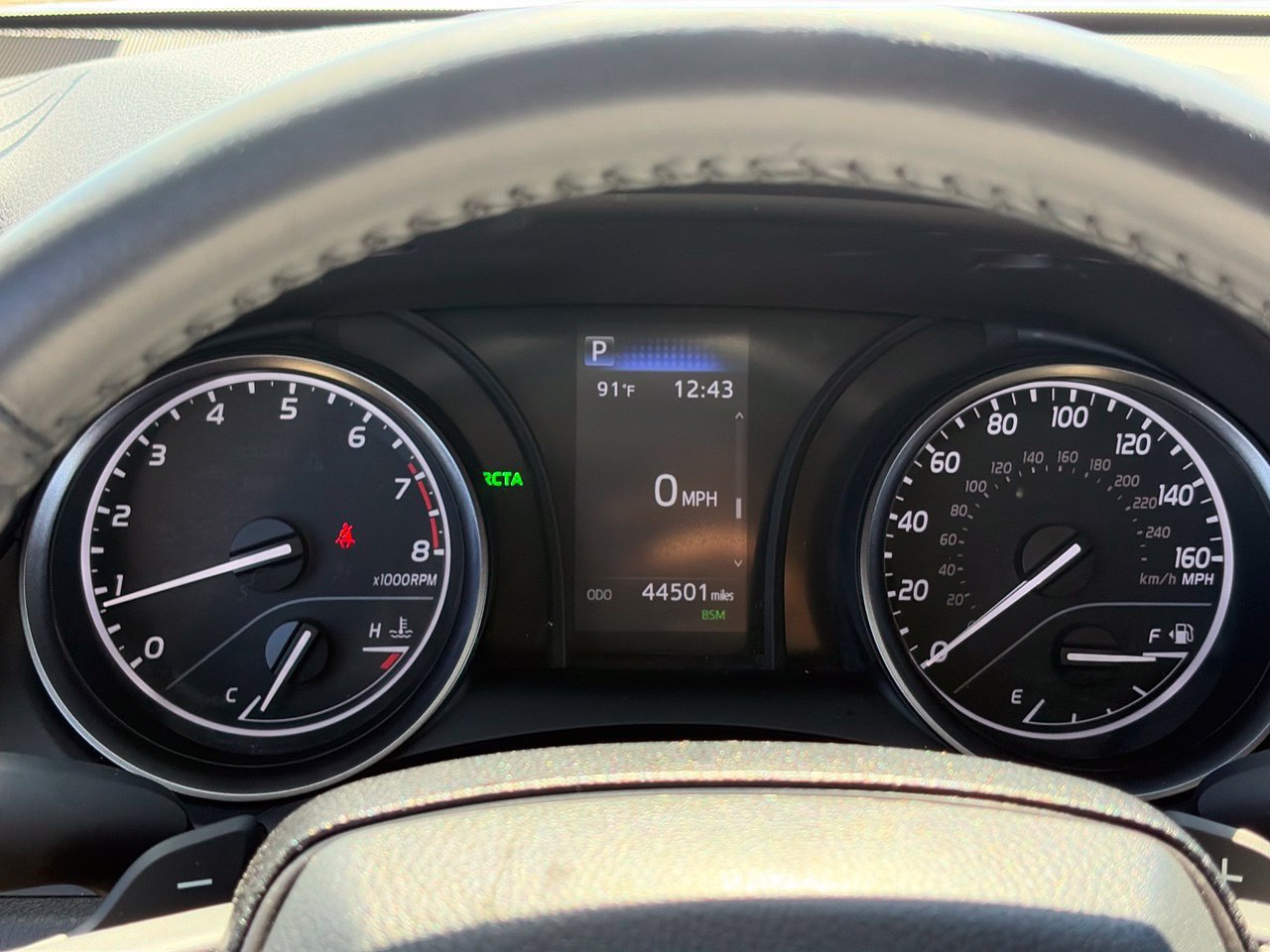 Used 2024 Toyota Camry SE w/ Cold Weather Package FWD image 11