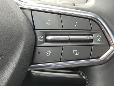 New 2026 Chevrolet Equinox LT w/ Safety and Technology Package FWD image 13