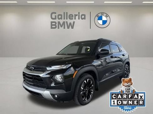 Used 2023 Chevrolet TrailBlazer LT FWD image 1
