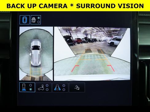 Used 2025 GMC Acadia Elevation image 13