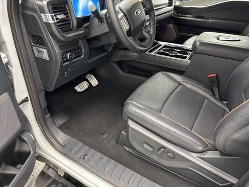 Used 2025 Ford F250 Lariat w/ Lariat Ultimate Package image 15