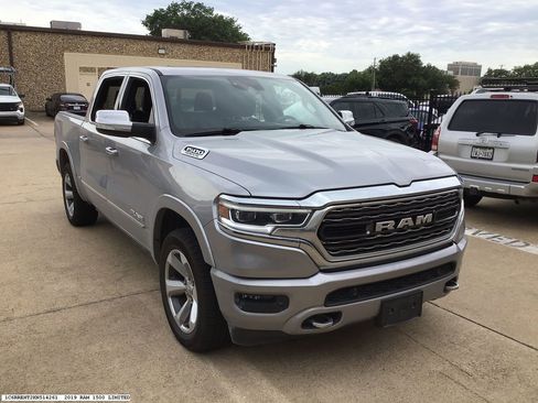 Used 2019 RAM 1500 Limited w/ Advanced Safety Group RWD image 4