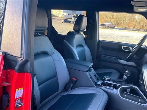 Used 2023 Ford Bronco Outer Banks image 7