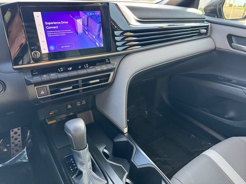 Certified 2025 Toyota Camry SE AWD/4WD image 29