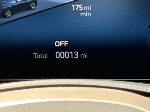 New 2026 BMW iX xDrive45 image 25