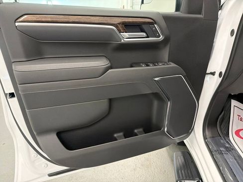 New 2026 GMC Sierra 1500 SLE w/ Preferred Package RWD image 11