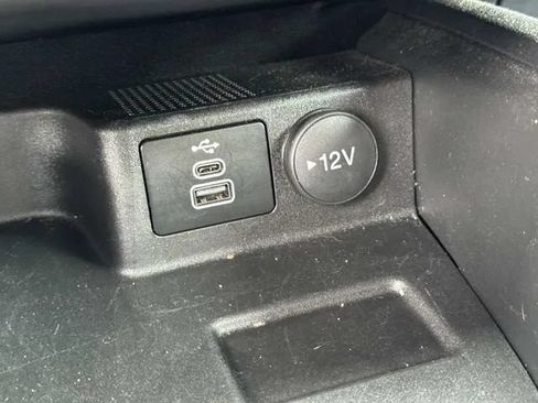Used 2025 Ford Escape ST-Line FWD image 39
