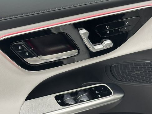 New 2026 Mercedes-Benz GLC 300 image 11