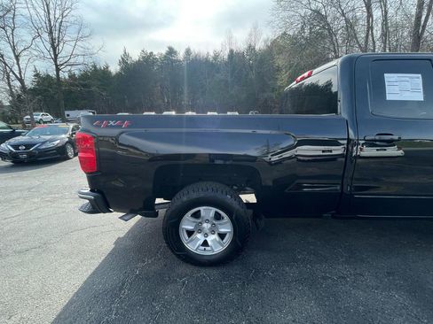 Used 2018 Chevrolet Silverado 1500 LT w/ All Star Edition image 9