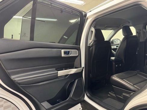 Used 2020 Ford Explorer Limited w/ Class III Trailer Tow Package AWD/4WD image 30