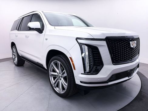 Used 2025 Cadillac Escalade Sport Platinum AWD/4WD image 15